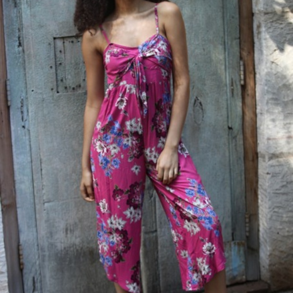 Tie Front Spaghetti Strap Jumpsuit